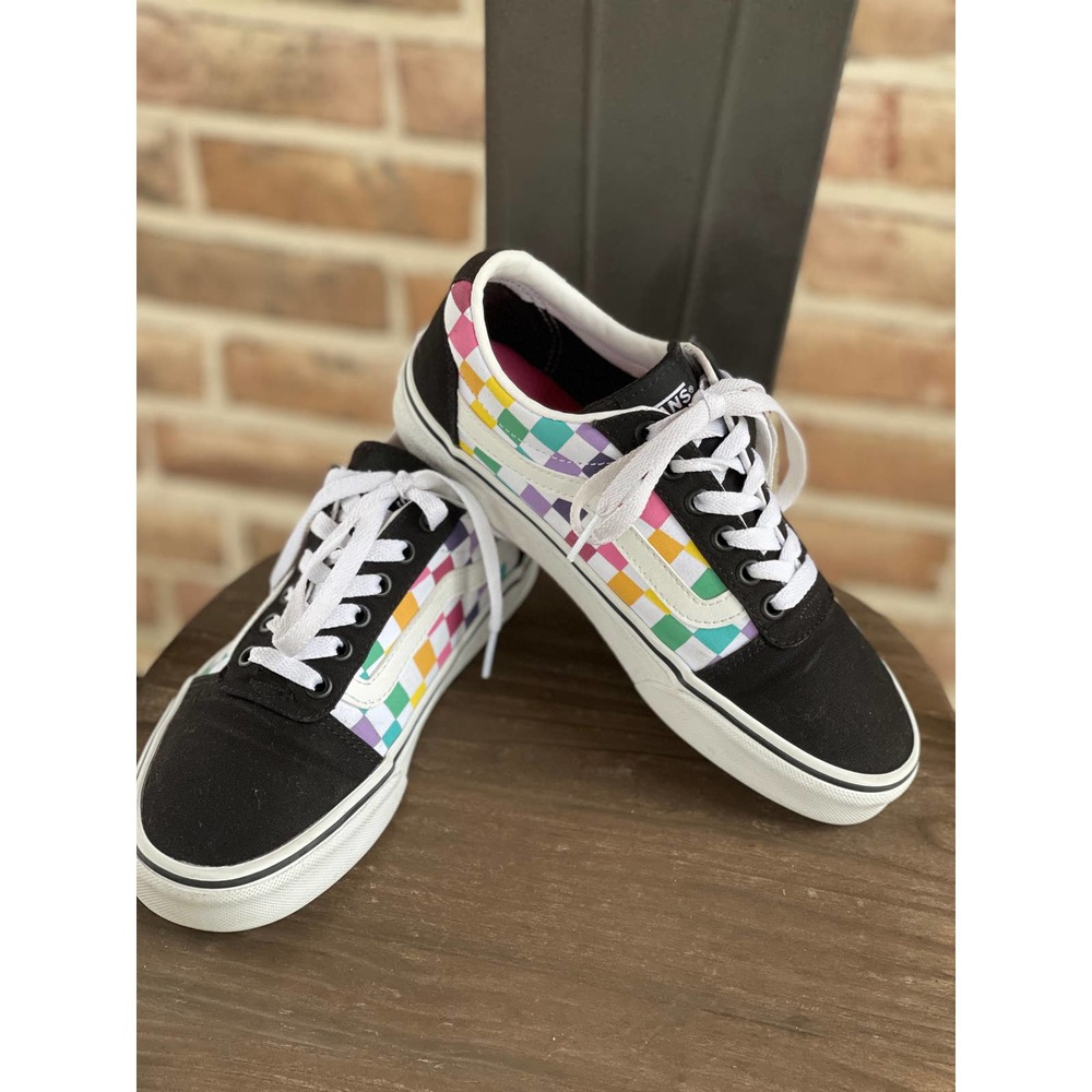 Vans Unisex Authentic Skate Shoe Sneaker, Checkerboard M-5.5 W-7